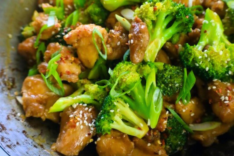 Chicken and Broccoli Stir Fry close up image