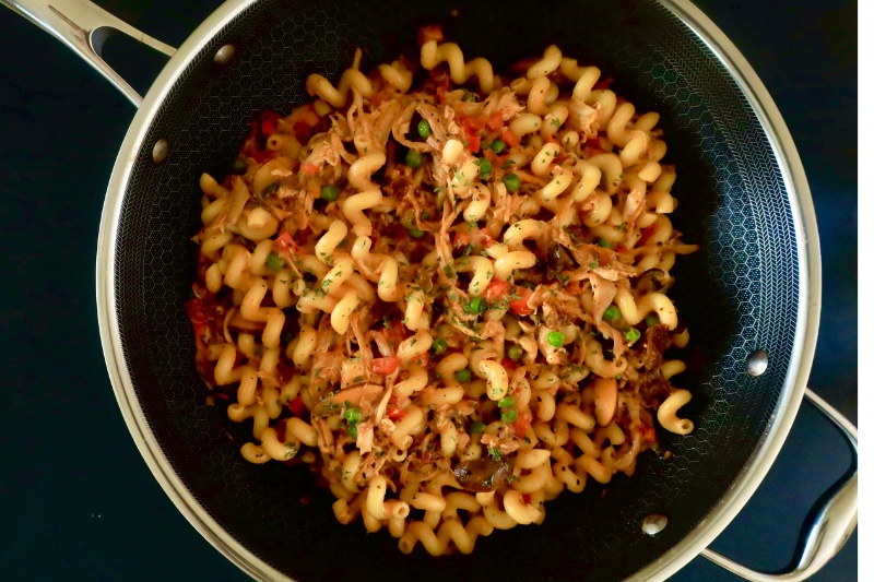 Creamy Chicken Pasta horizontal image